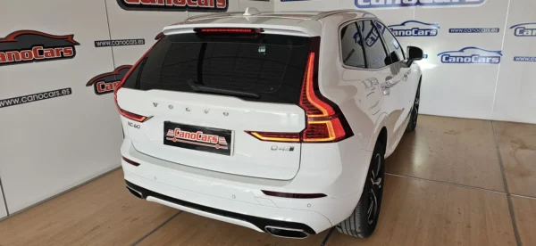 VOLVO XC60 D4 2.0D 190CV AWD R.DESING AUT - Imagen 11