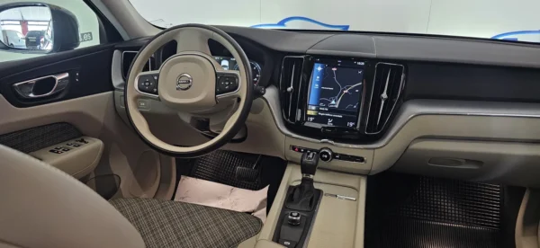 VOLVO XC60 D4 2.0D 190CV AWD MOMEMTUM AUT - Imagen 15