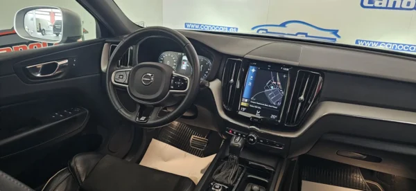 VOLVO XC60 D4 2.0D 190CV AWD AUT R.DESIGN - Imagen 15