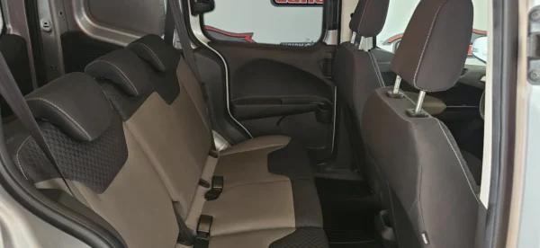 FORD TRANSIT COURIER TREND 1.5 TDCI - Imagen 12