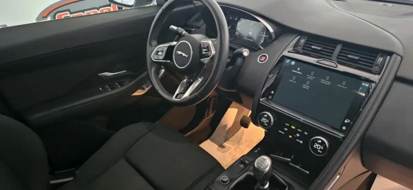 JAGUAR E-PACE 2.0D 163CV - Imagen 13